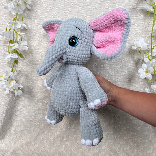 Éléphant géant au crochet
