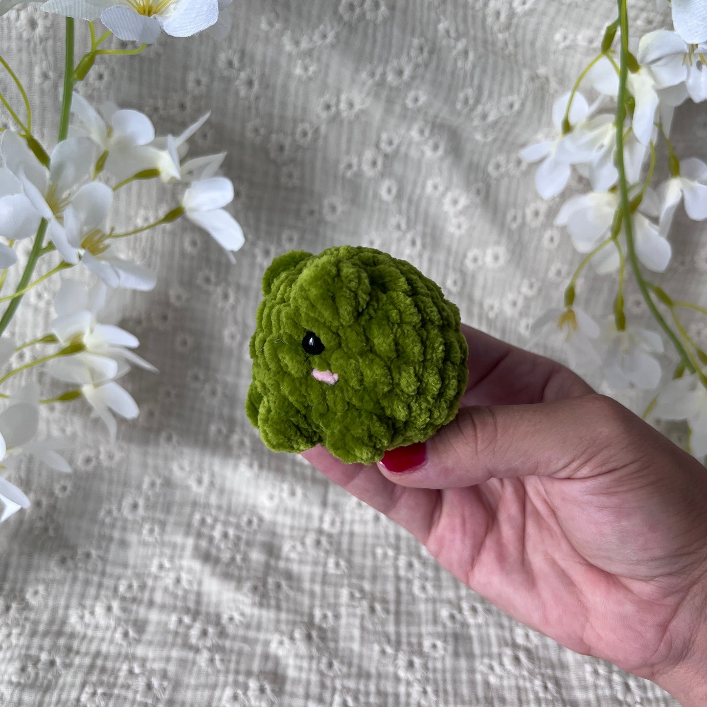 Mini grenouille en crochet