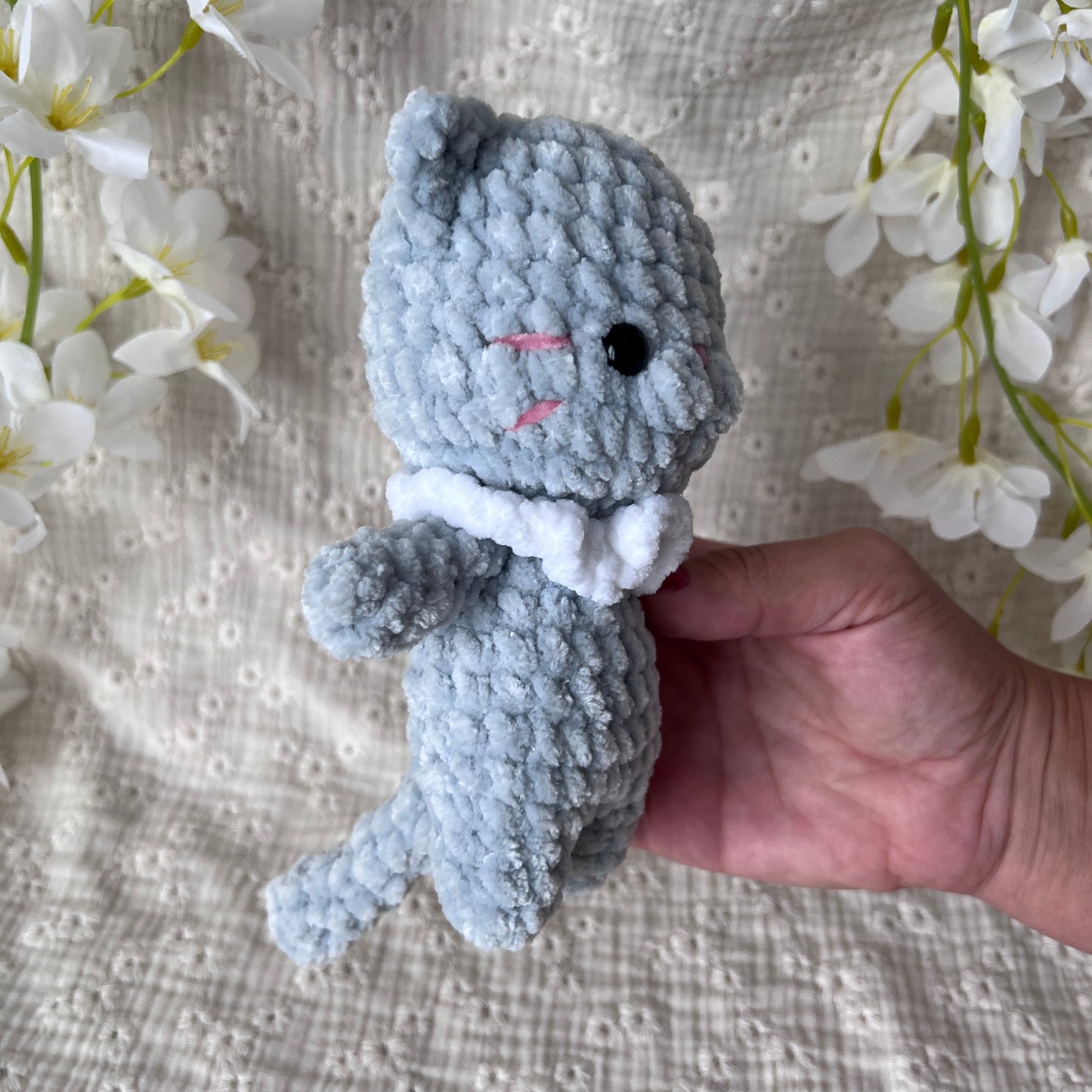 Chat gris en crochet