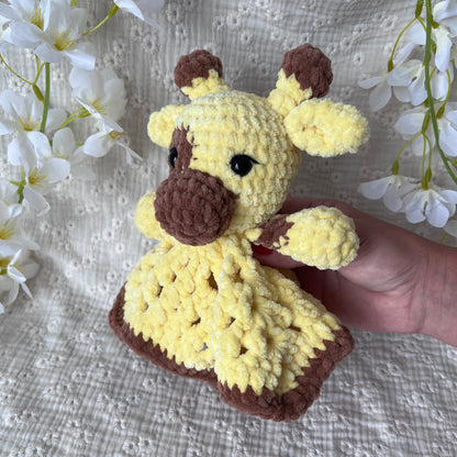 Doudou girafe en crochet