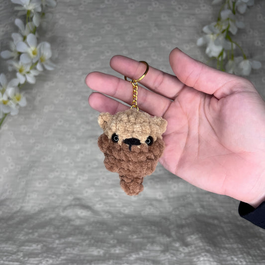 Porte clés argent et or loutre en crochet