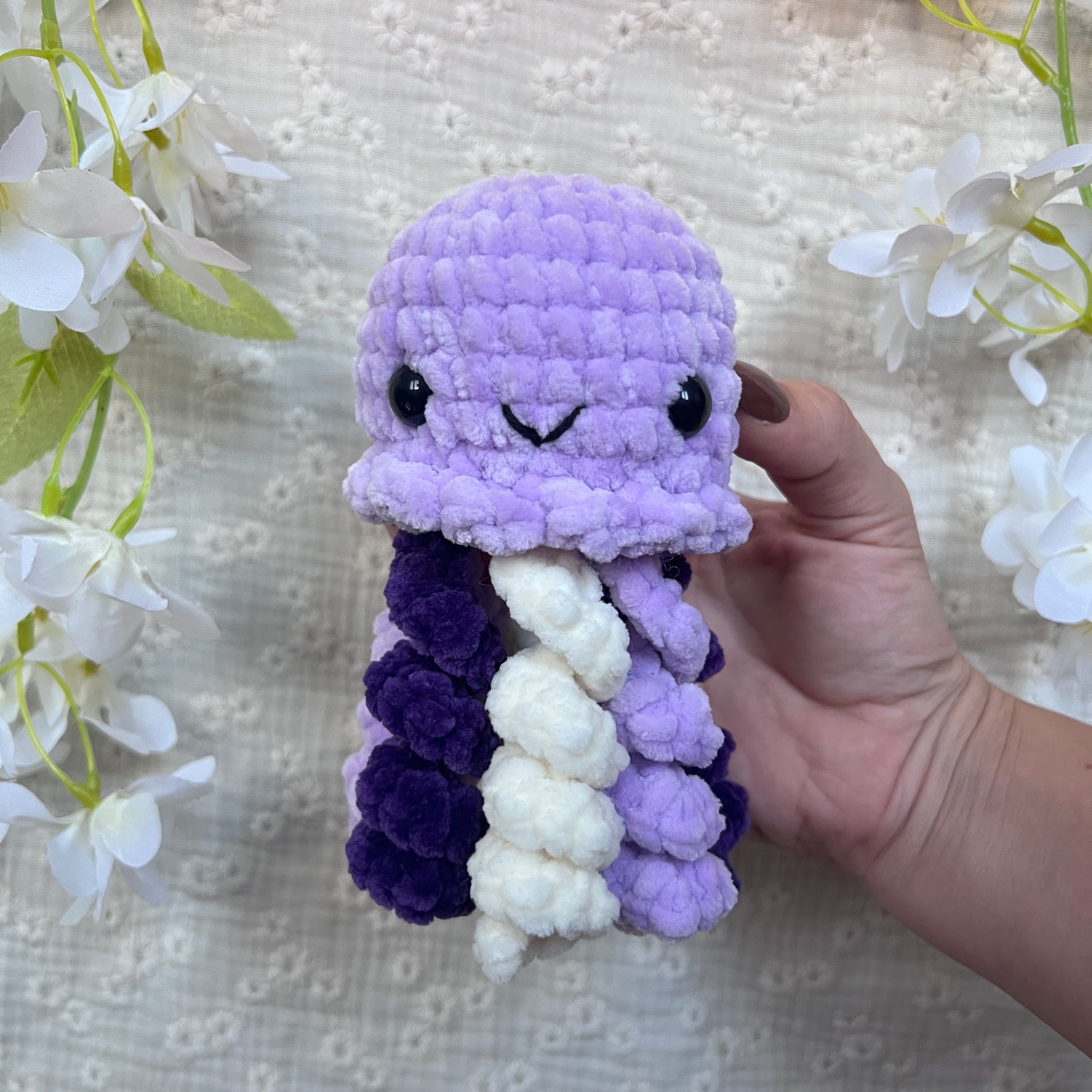 Méduse violette en crochet