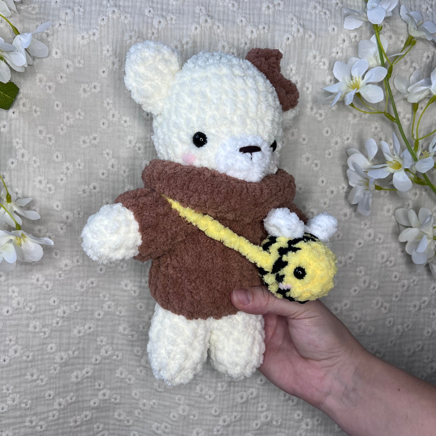 Ourson pull et sac abeille
