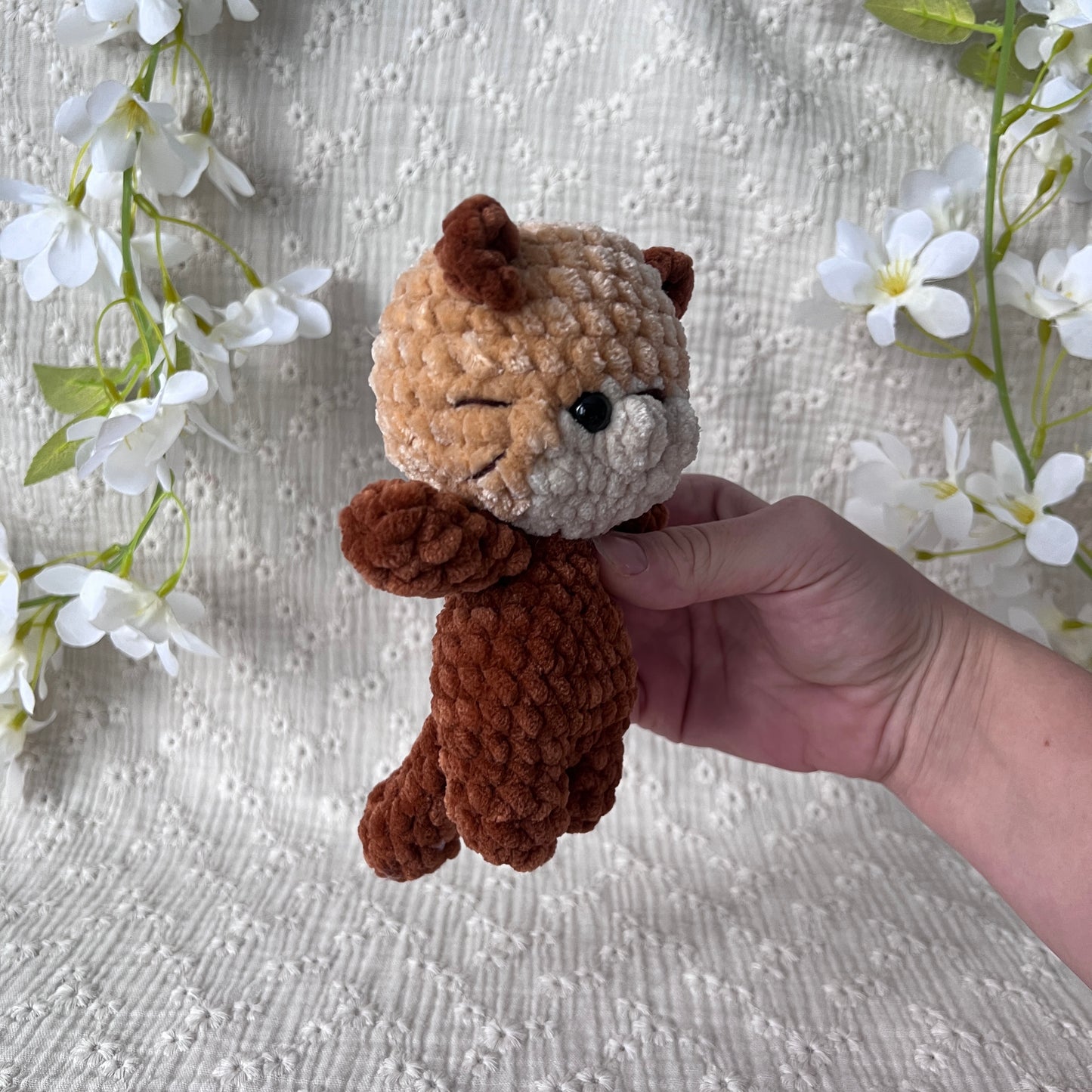 Peluche loutre en crochet