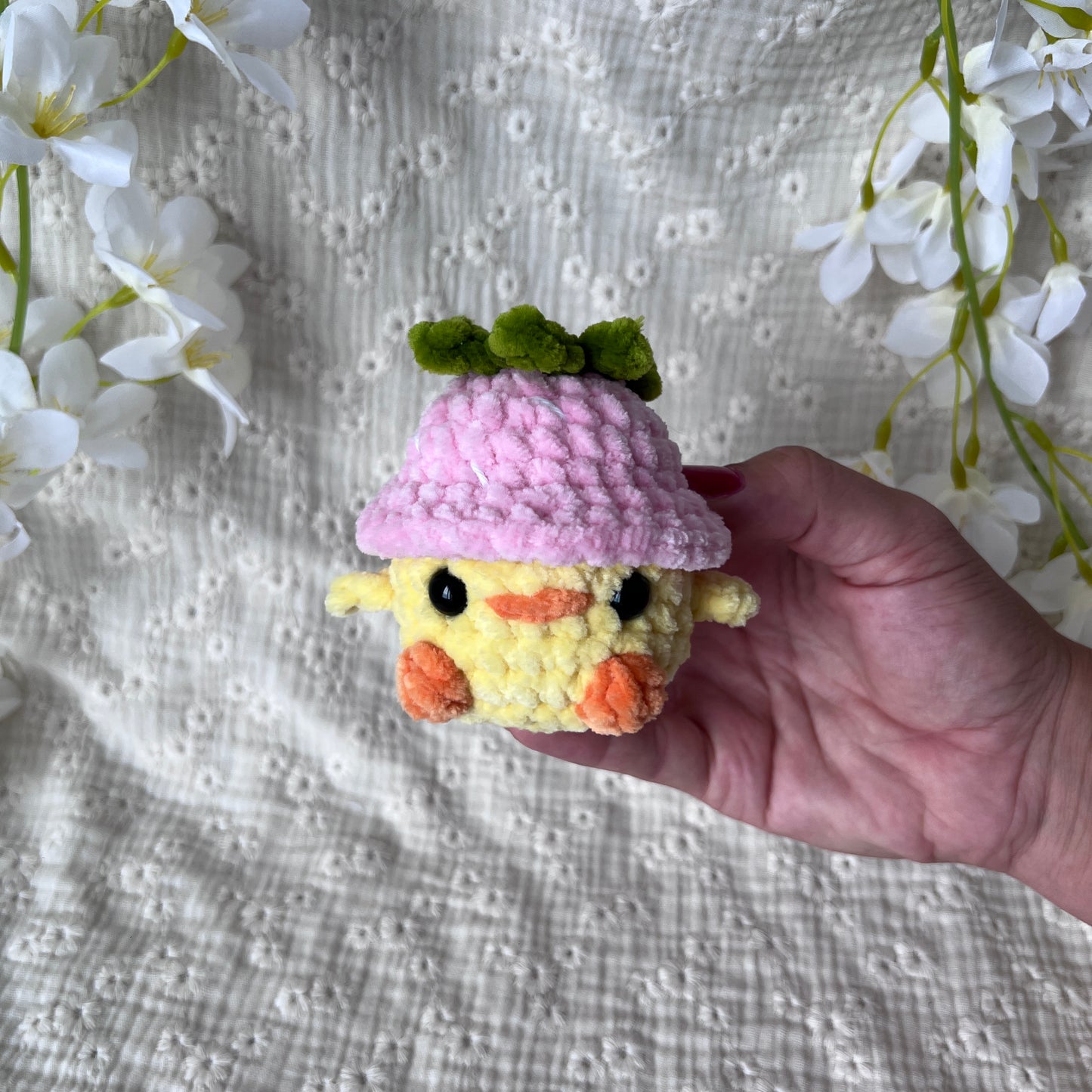 Poussin fraise en crochet