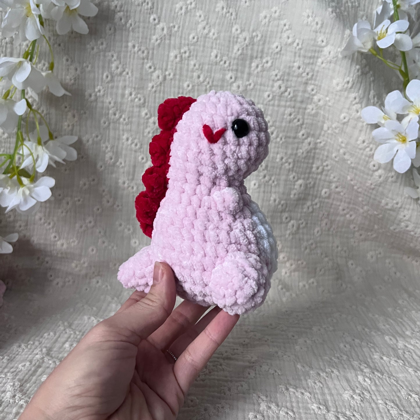 dinosaures en crochet rose clair amoureux 