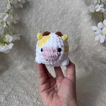 peluche vache pouf en crochet jaune